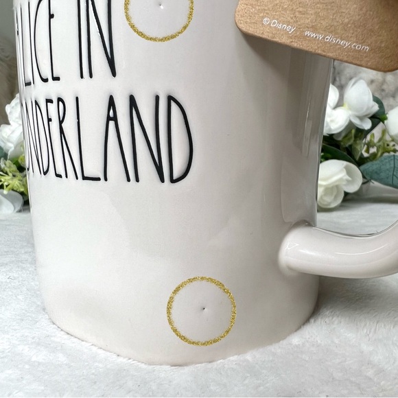 ❌SOLD❌ Rae Dunn x Disney NWT ALICE IN WONDERLAND Coffee Tea Mug Ivory Blue NEW - Picture 11 of 17